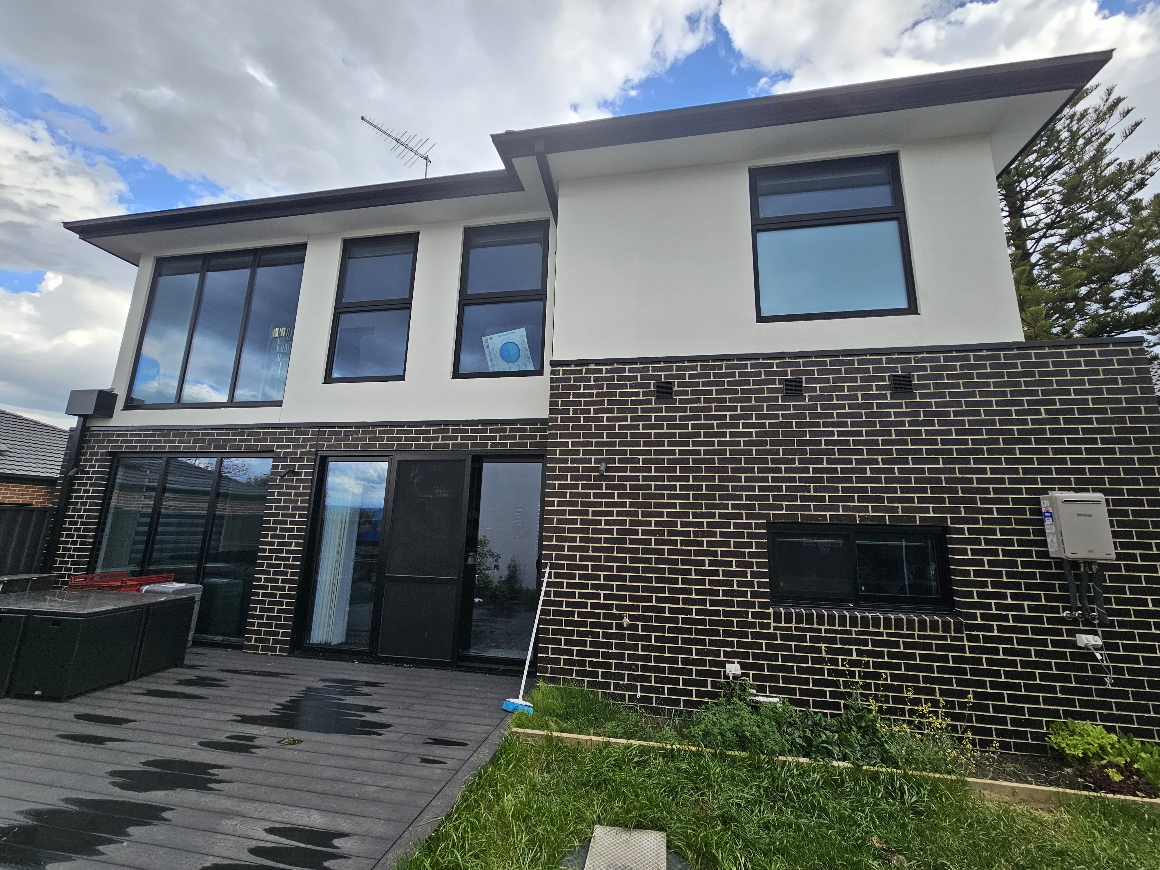 3 Oldmeadow St Dandenong North